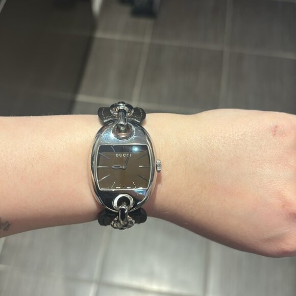 Stunning Authentic Gucci Marina Chain Watch with Box - Picture 12 of 16